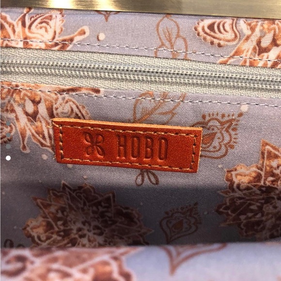 Hobo wallet clutch - Picture 4 of 4